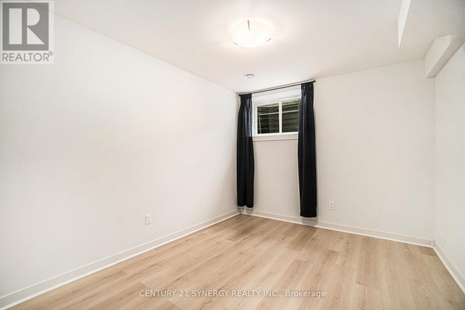 110 SEABERT DRIVE - 24