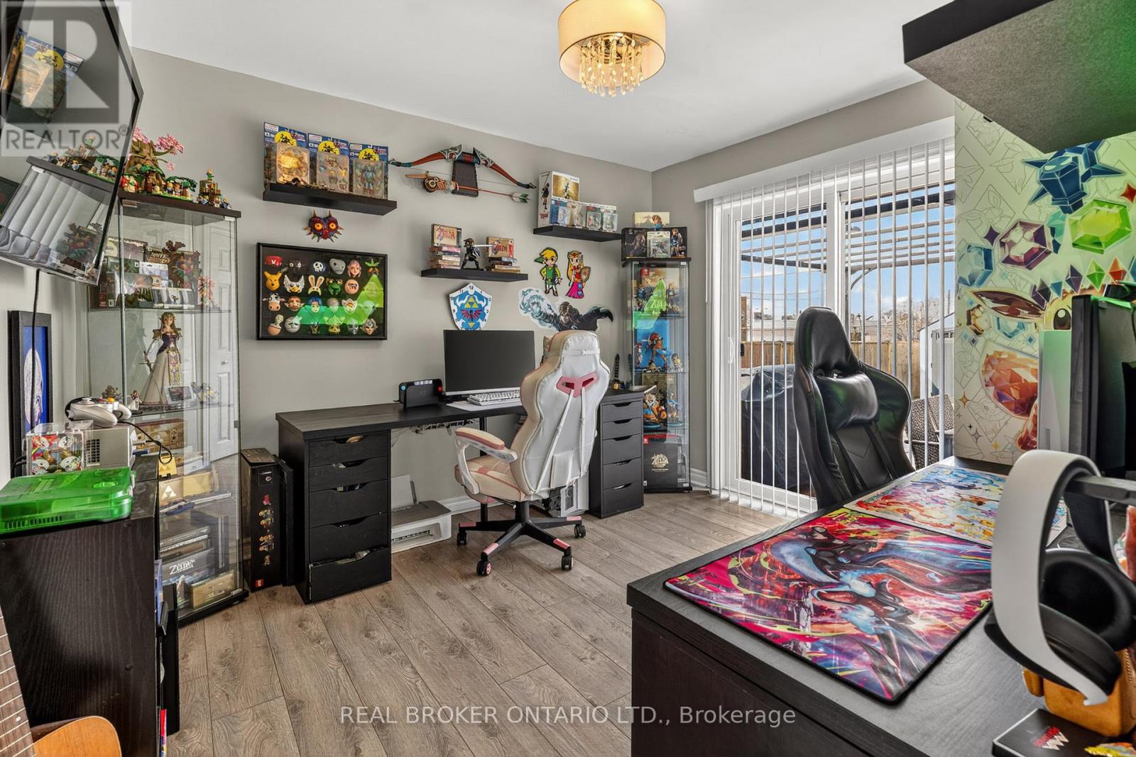 325 CROWLAND AVENUE - 12