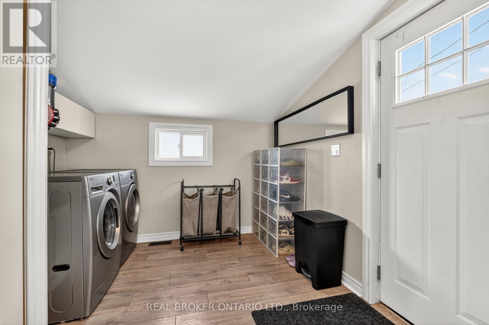 325 CROWLAND AVENUE - 15