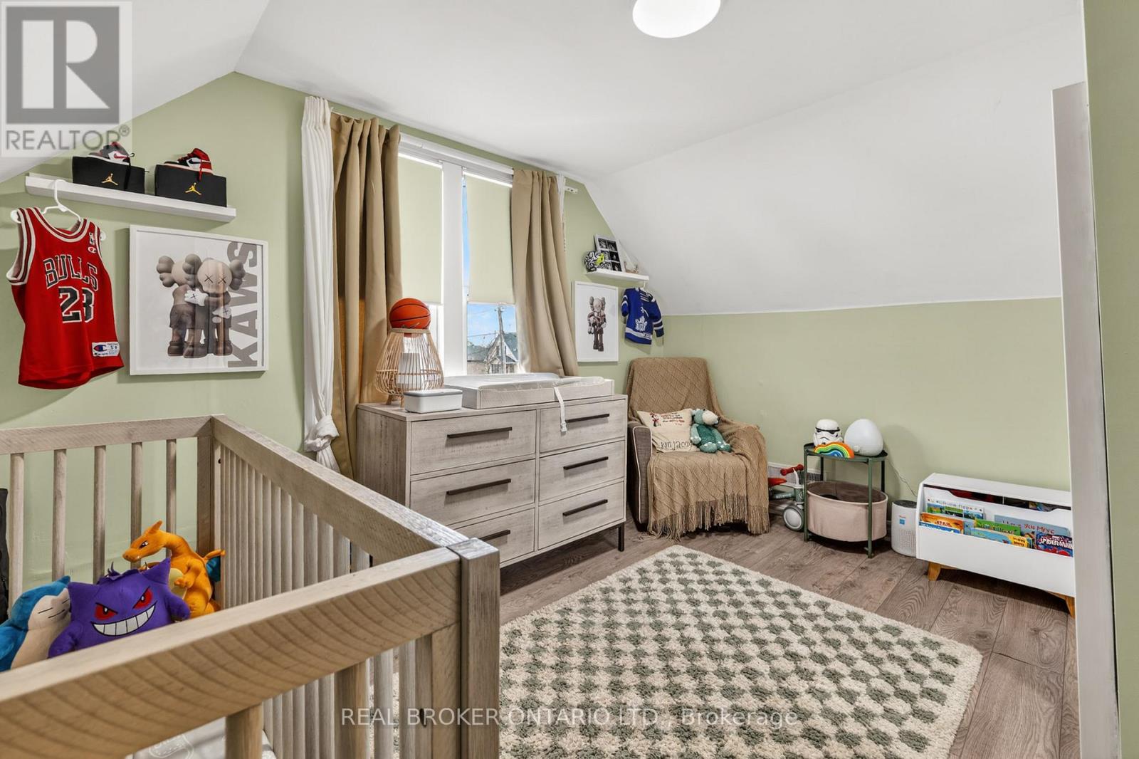 325 CROWLAND AVENUE - 20