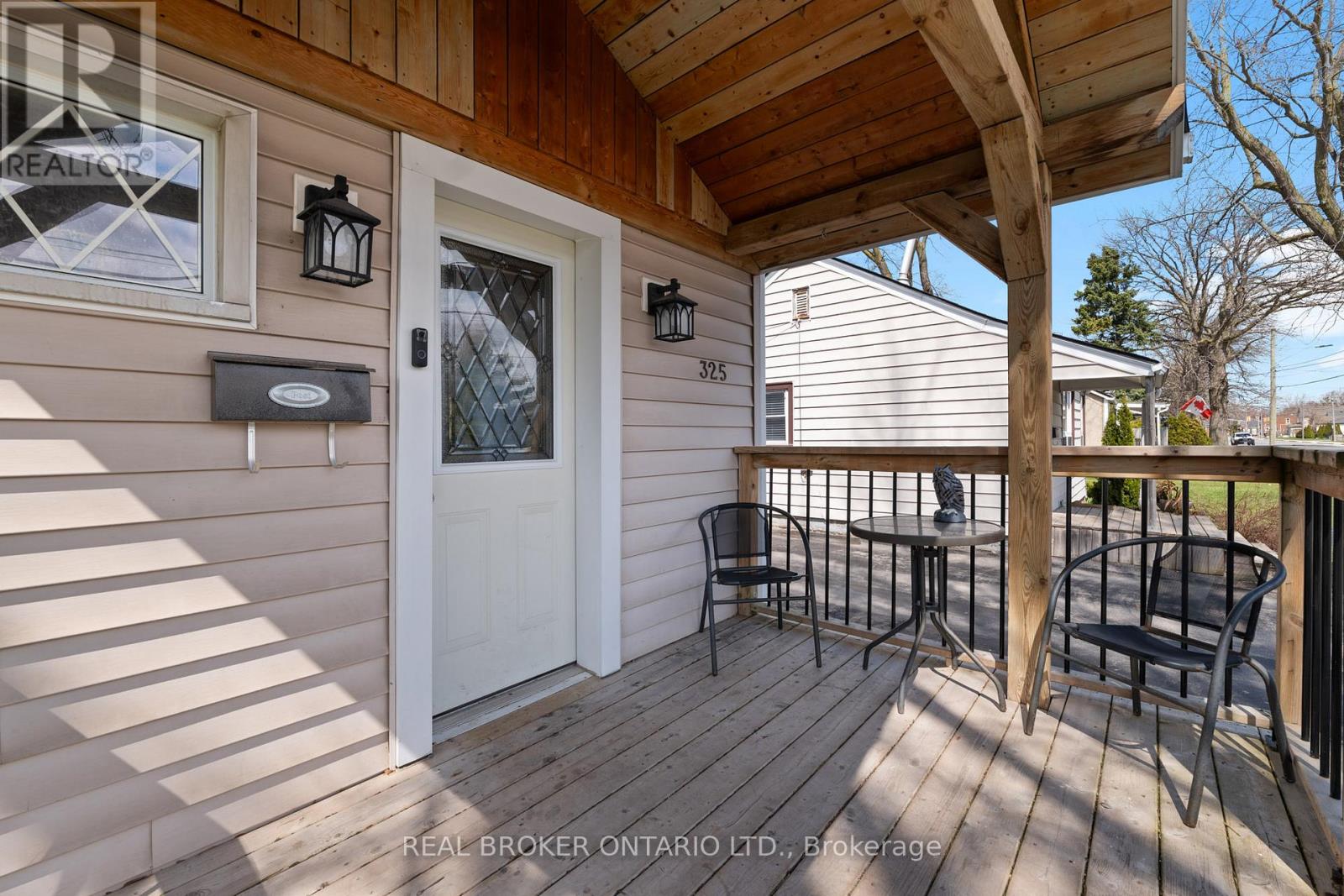 325 CROWLAND AVENUE - 3