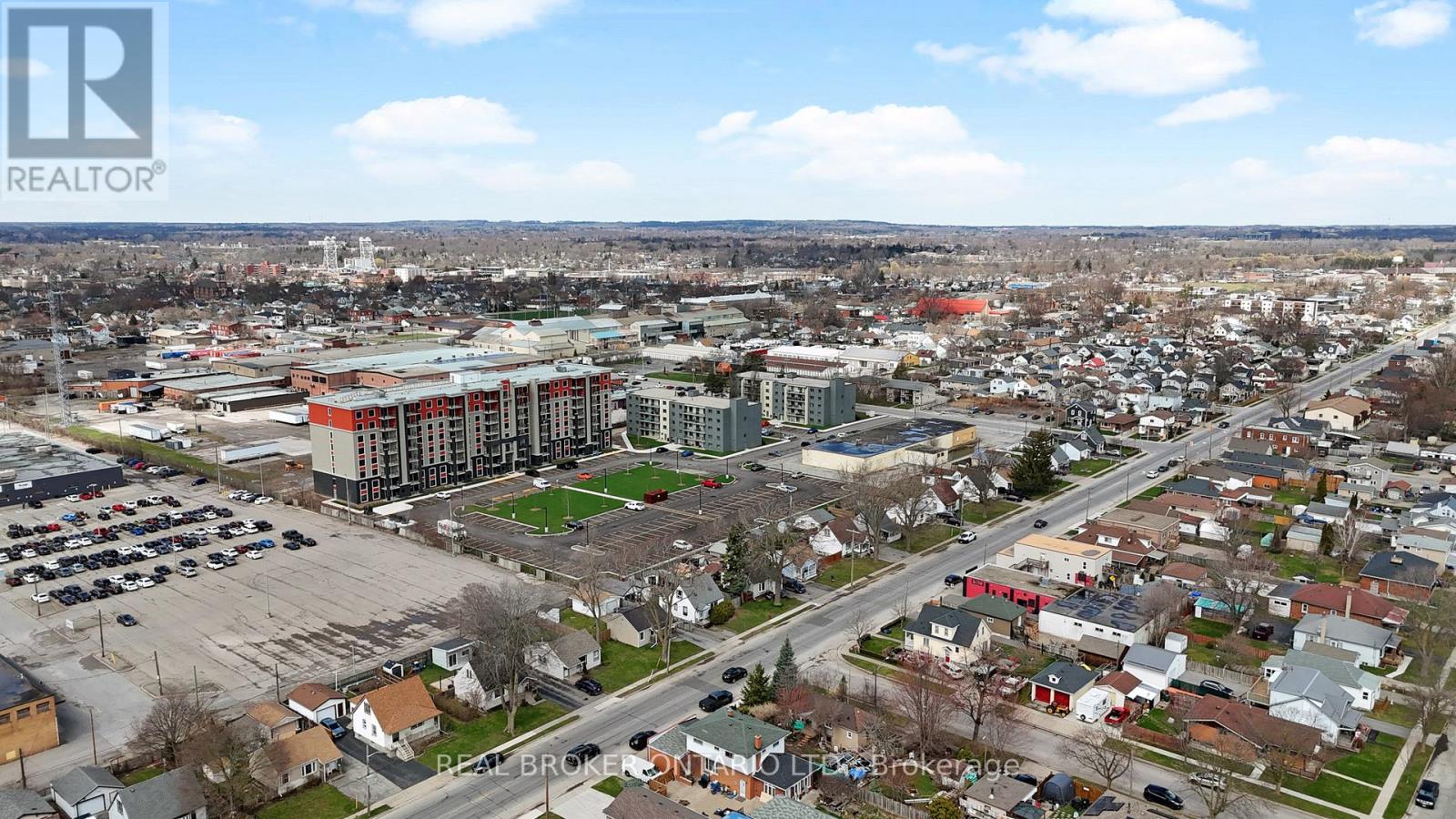 325 CROWLAND AVENUE - 30