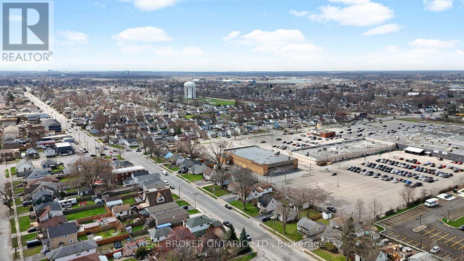 325 CROWLAND AVENUE - 32