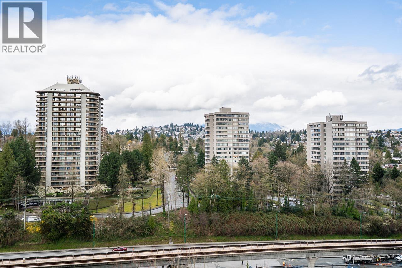 1705 2232 DOUGLAS ROAD, Burnaby