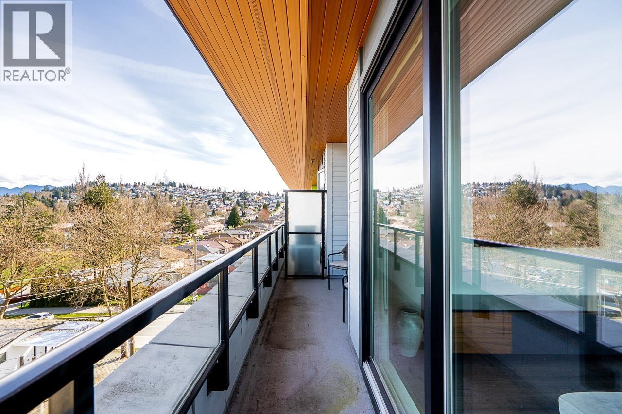 502 4477 HASTINGS STREET, Burnaby