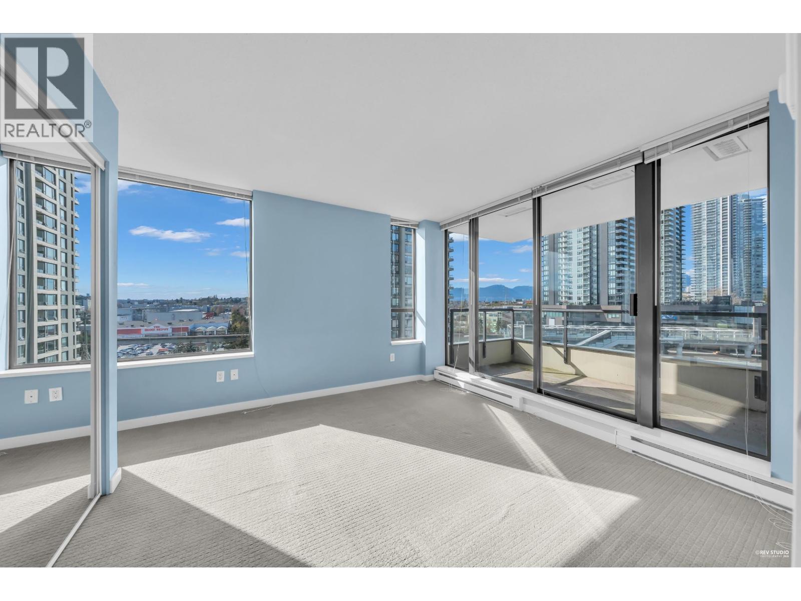 1002 4178 DAWSON STREET, Burnaby