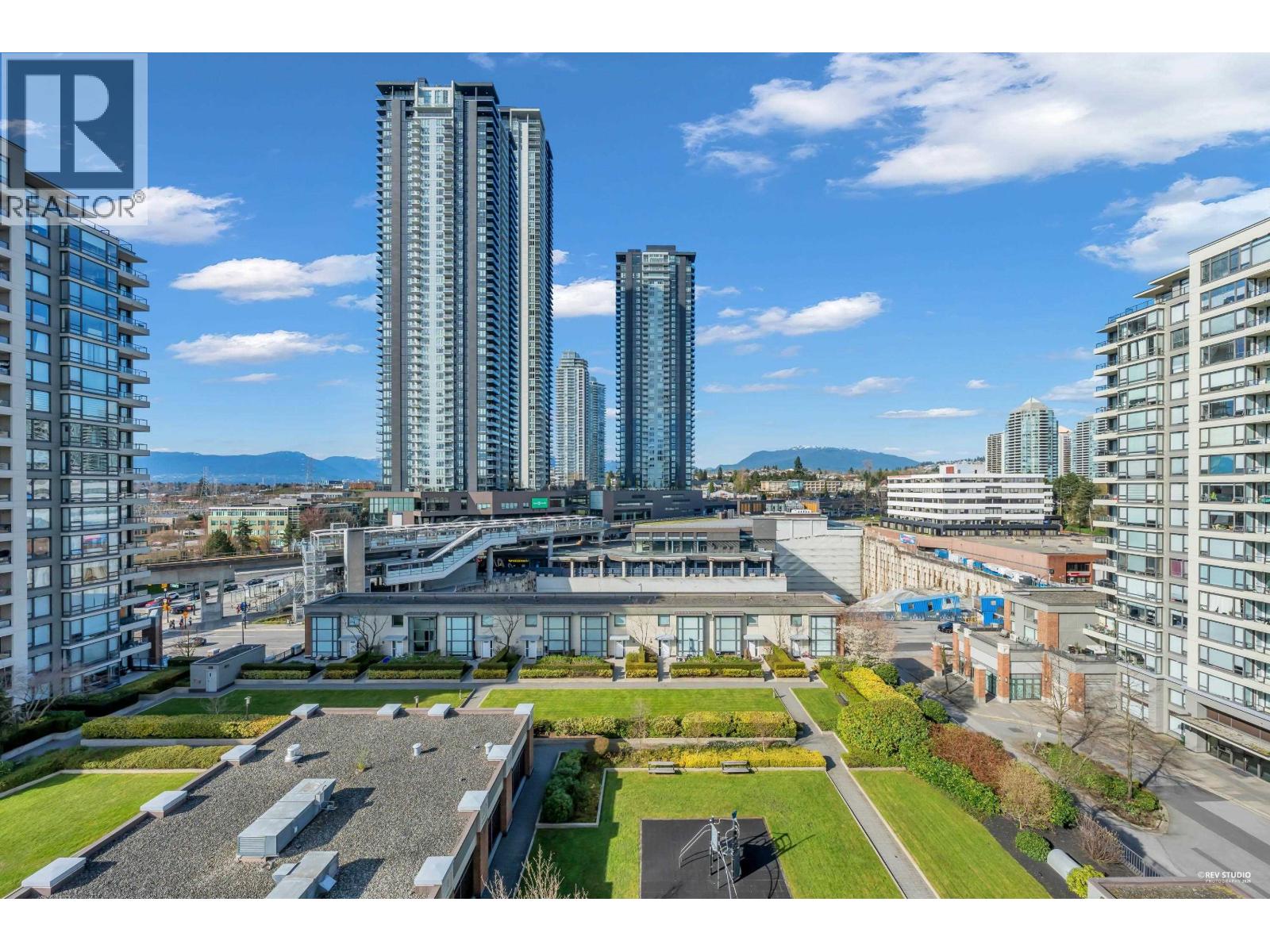 1002 4178 DAWSON STREET, Burnaby