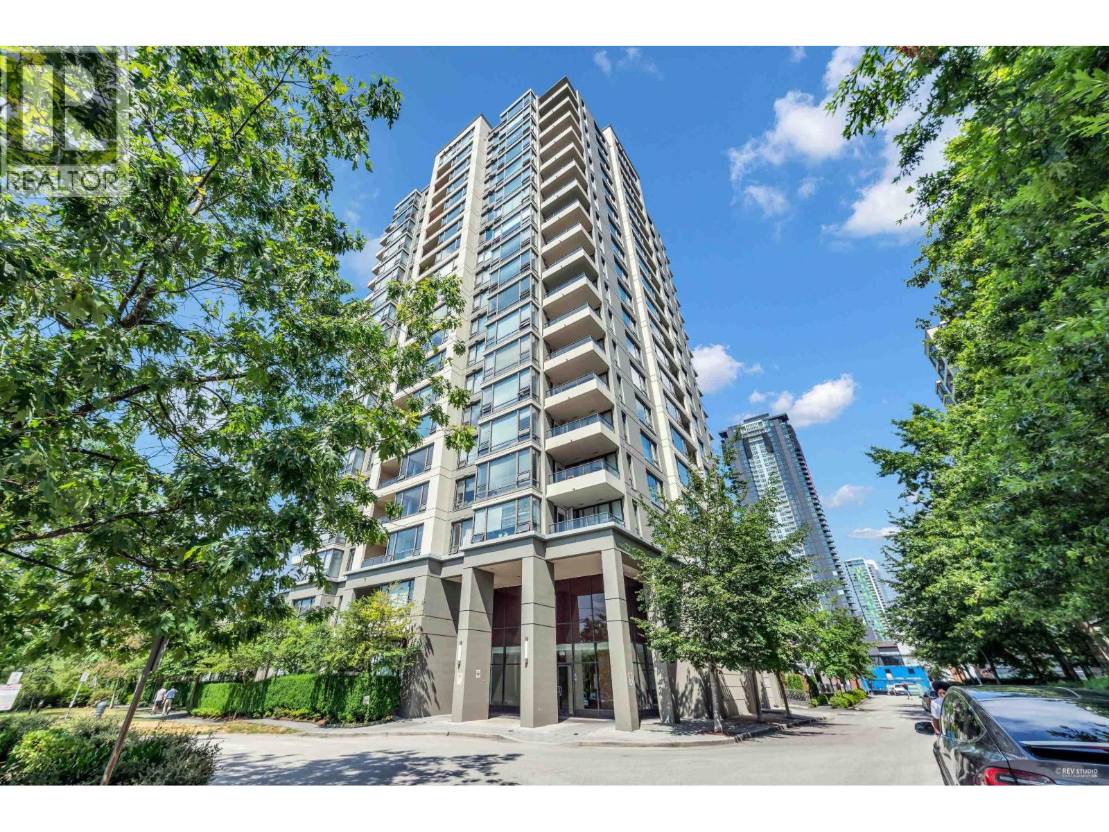 1002 4178 DAWSON STREET, Burnaby