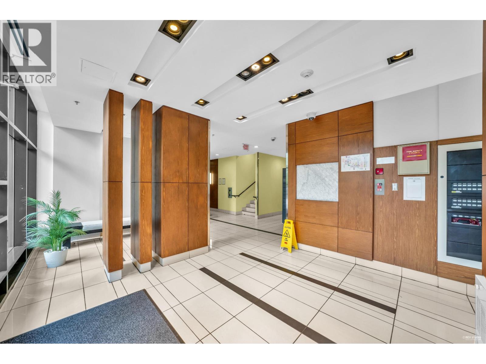 1002 4178 DAWSON STREET, Burnaby