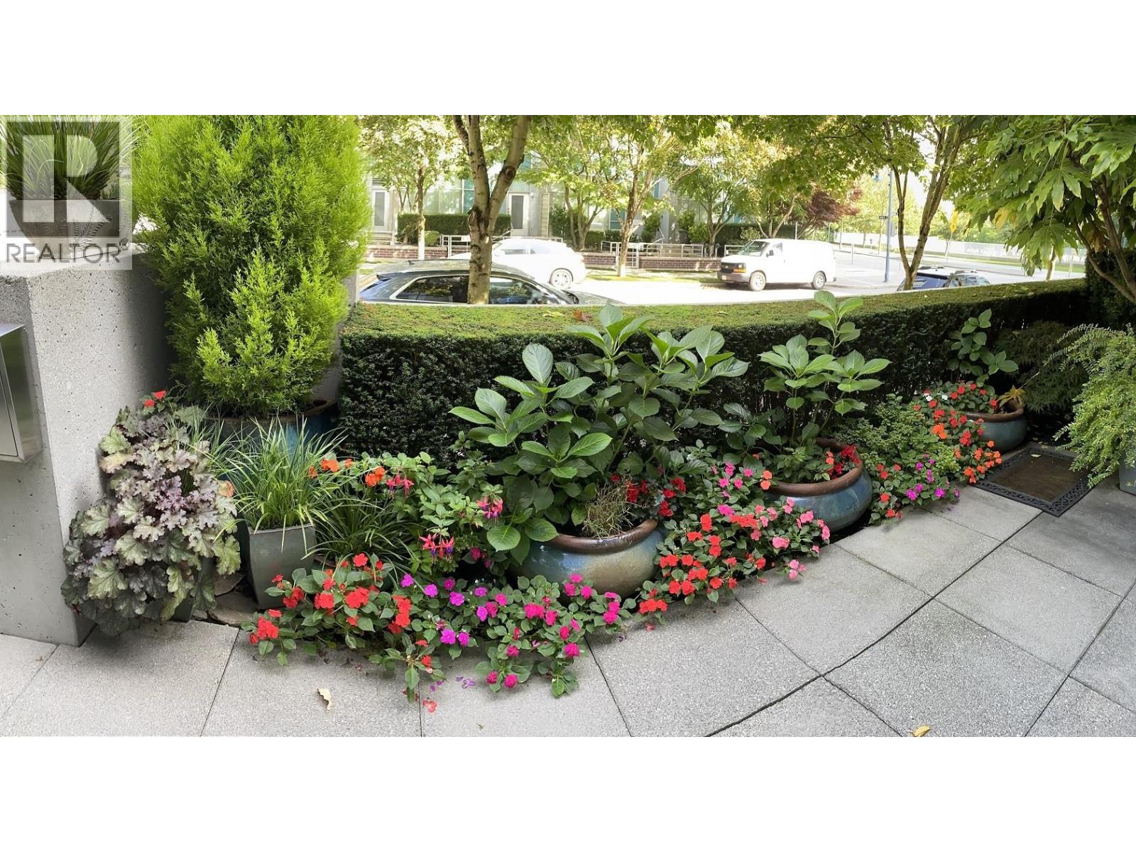 410 BEACH CRESCENT, Vancouver