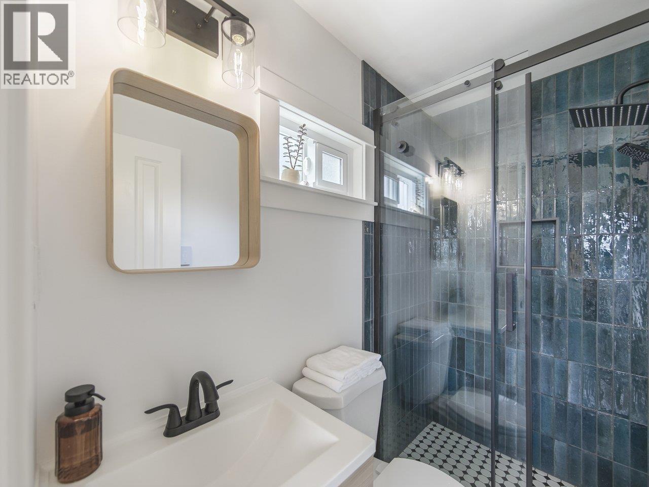 1 3031 WILLIAMS ROAD, Richmond