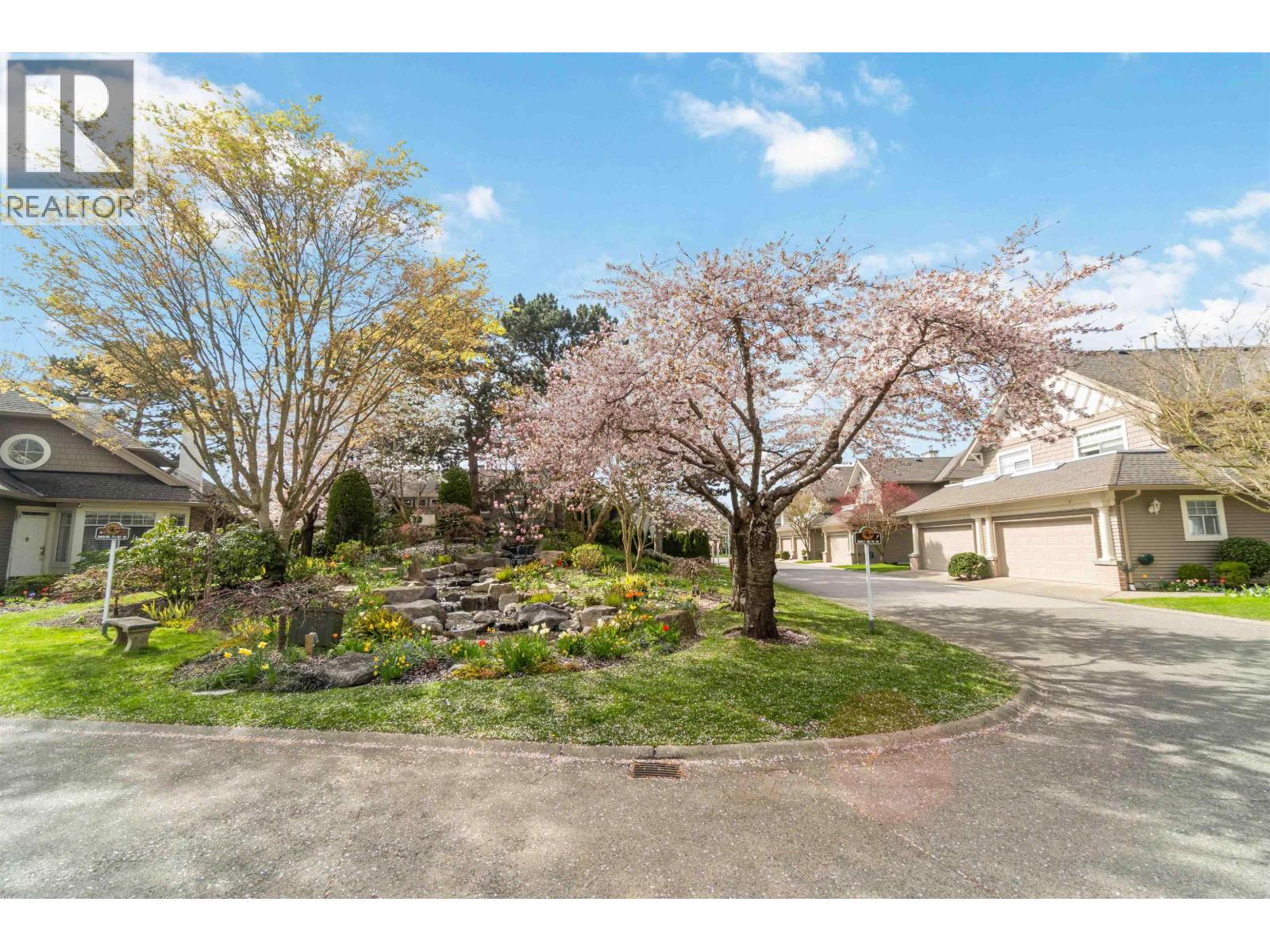 31 5531 CORNWALL DRIVE, Richmond