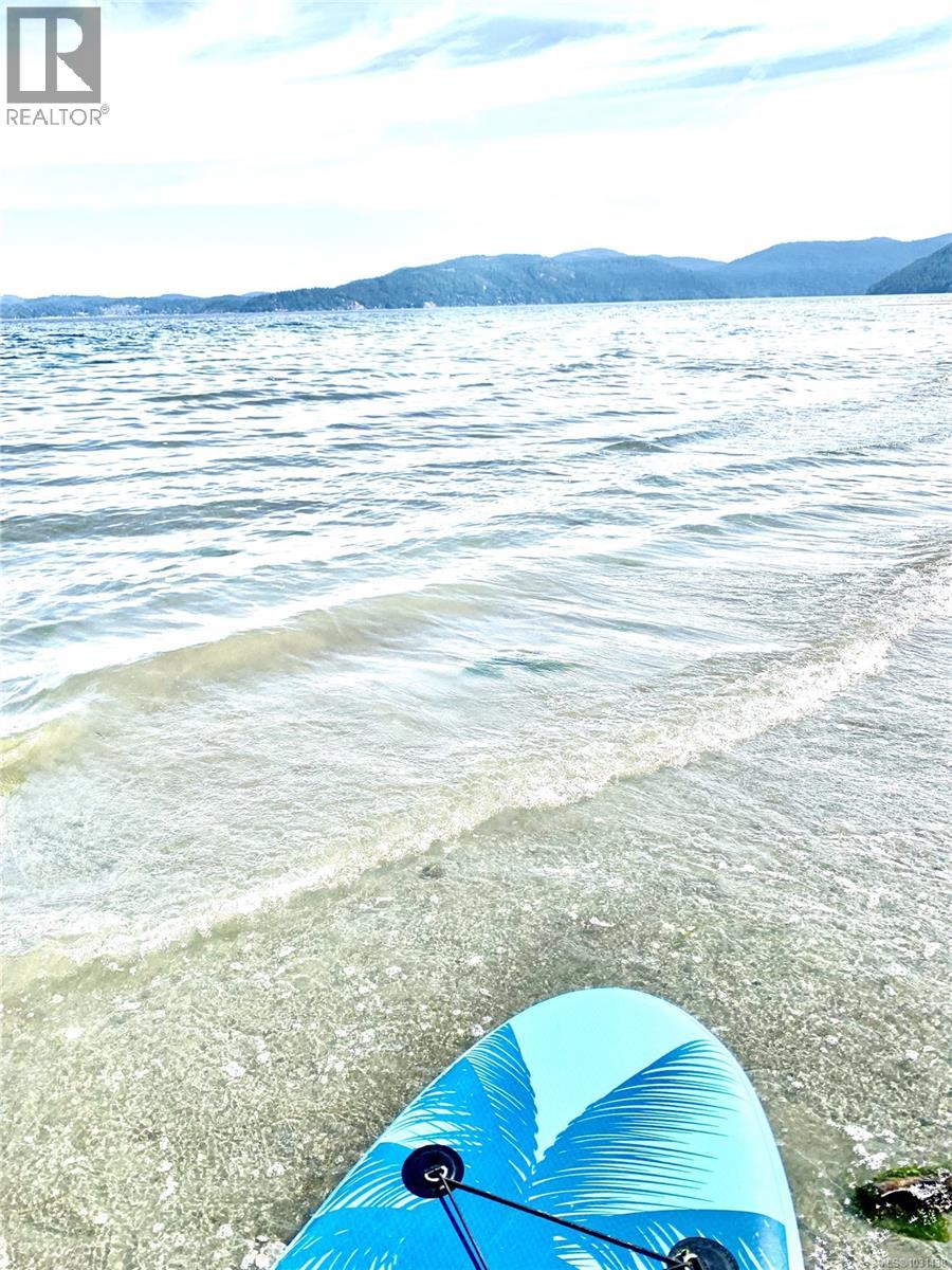 #12 1723 SANDY BEACH RD - 19