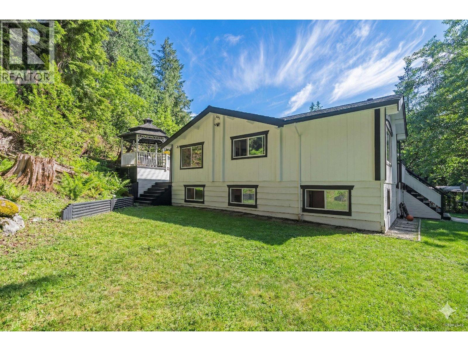 3870 EMERALD DRIVE, North Vancouver