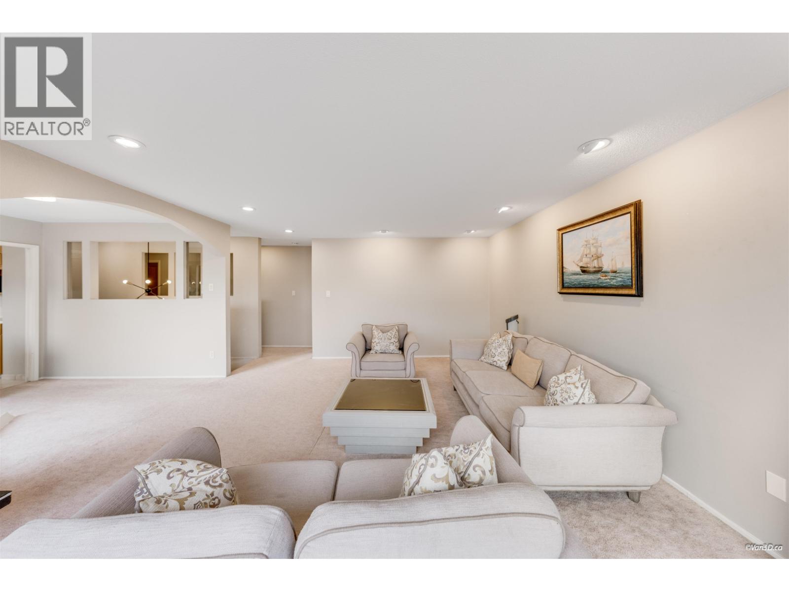 5571 CLAUDE AVENUE, Burnaby