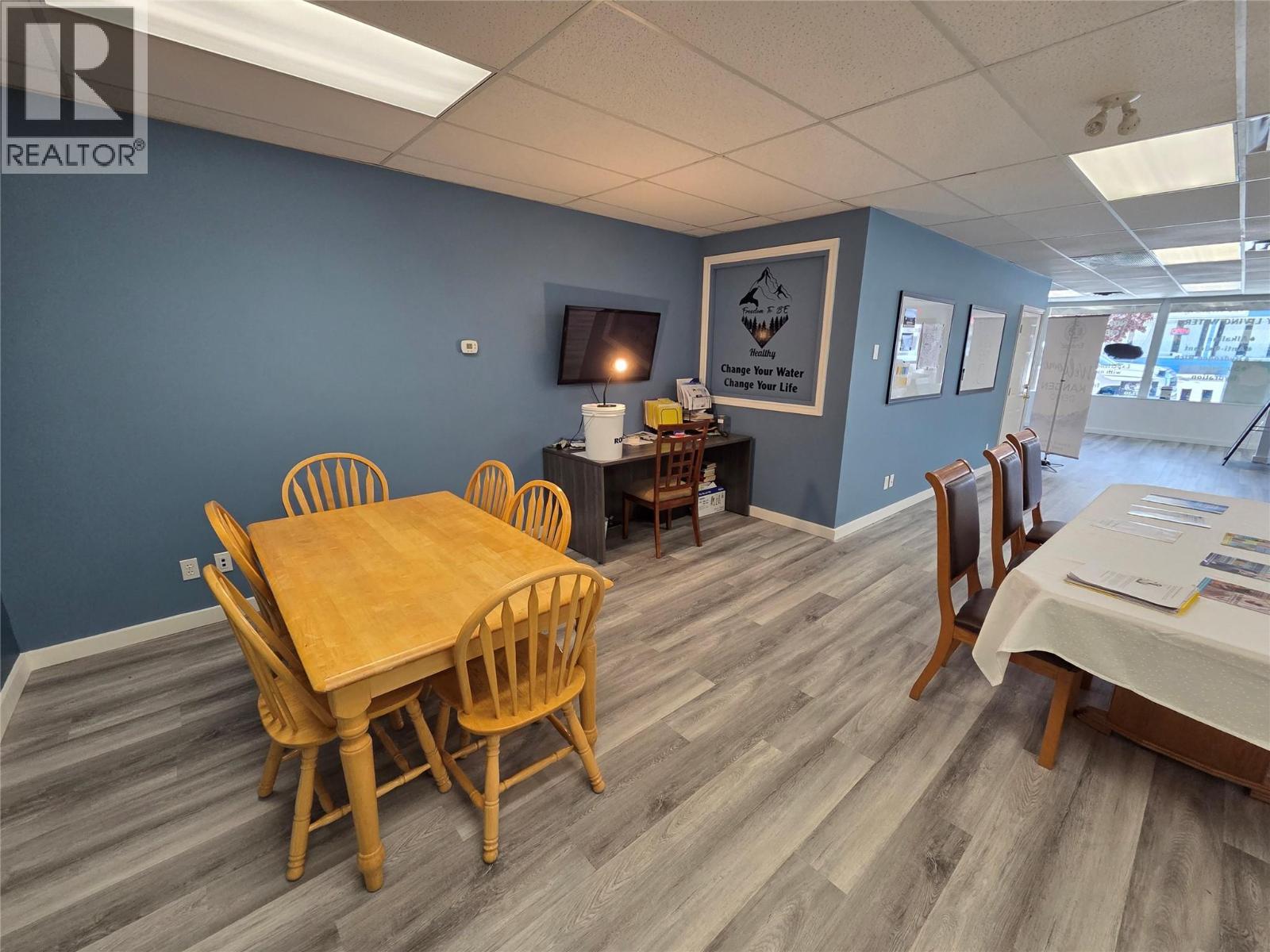 6239 MAIN Street, Oliver