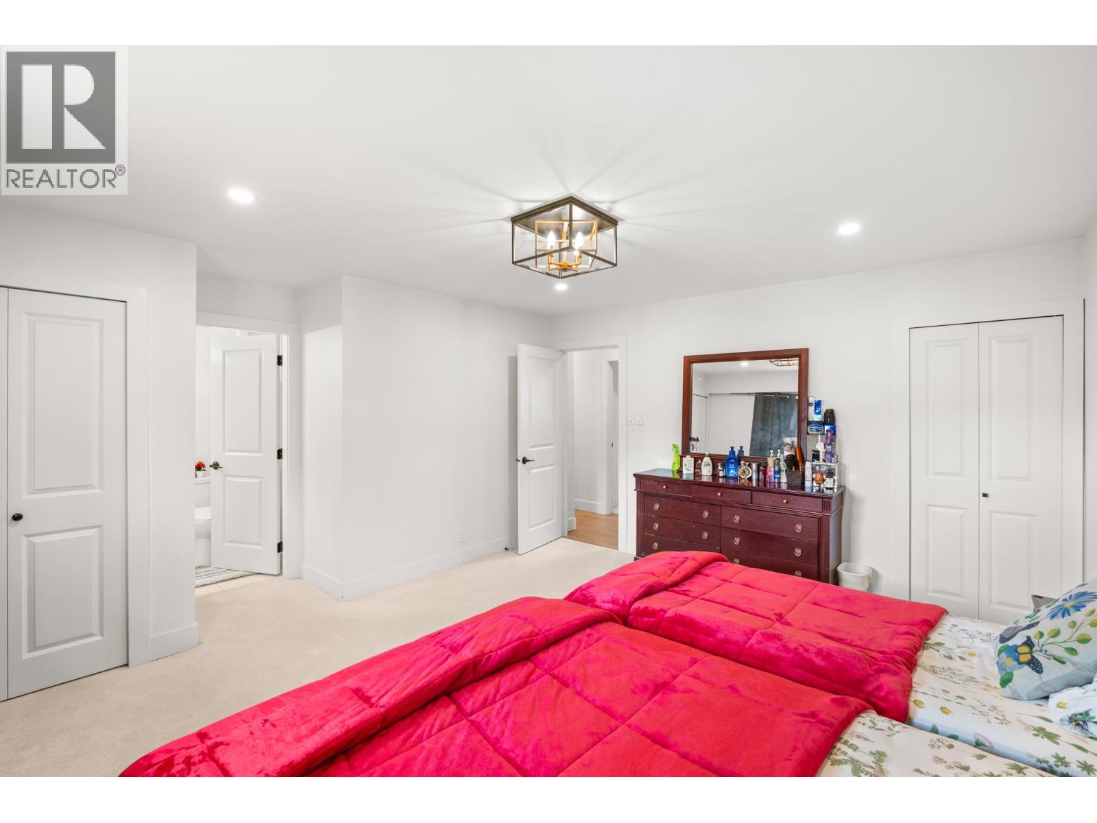 1106 DUTHIE AVENUE, Burnaby