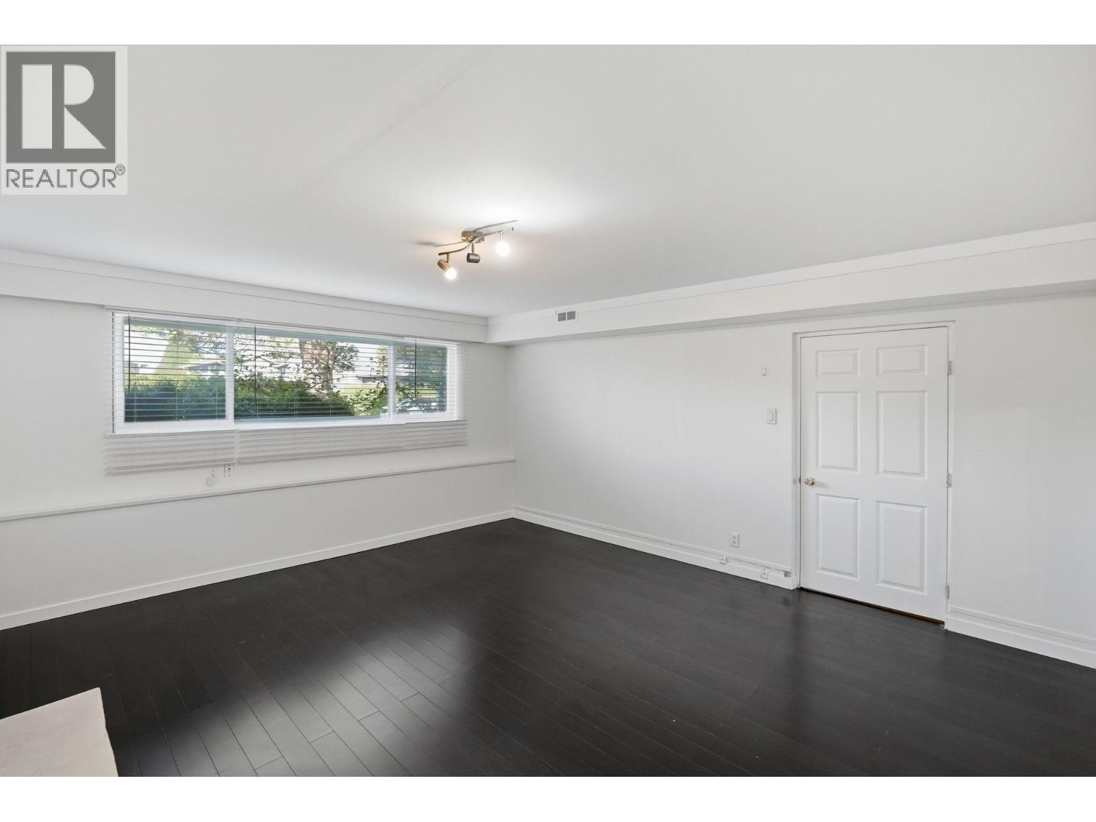 1106 DUTHIE AVENUE, Burnaby