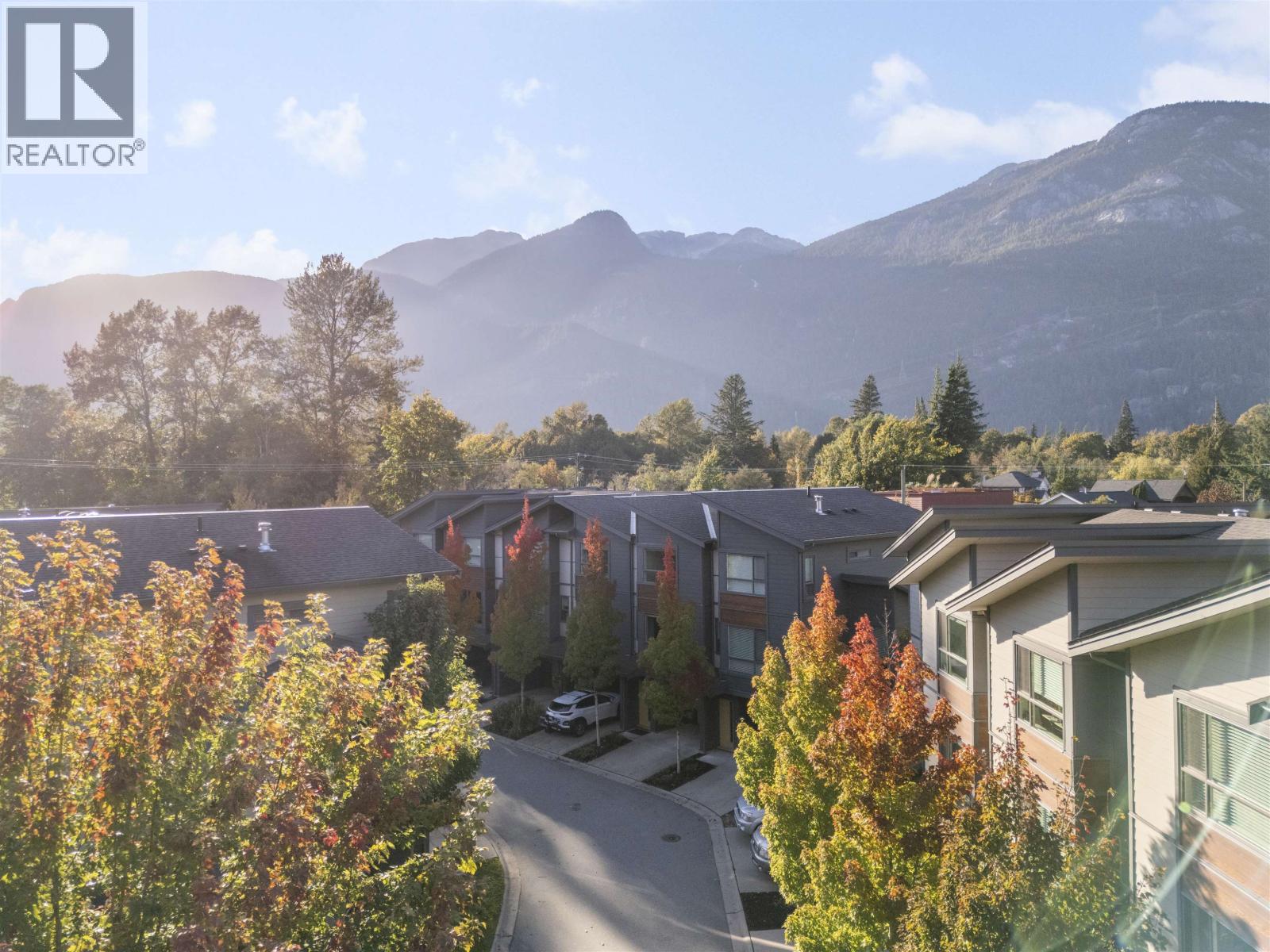 34 38684 BUCKLEY AVENUE, Squamish