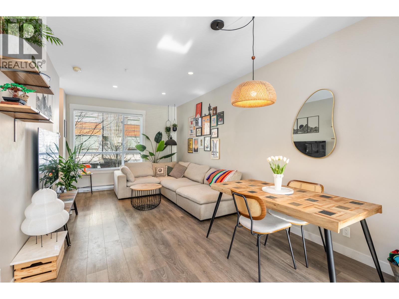 34 38684 BUCKLEY AVENUE, Squamish