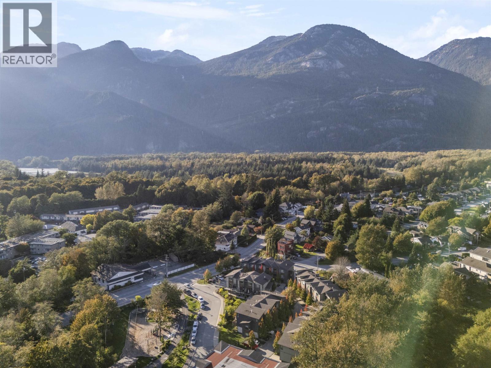 34 38684 BUCKLEY AVENUE, Squamish