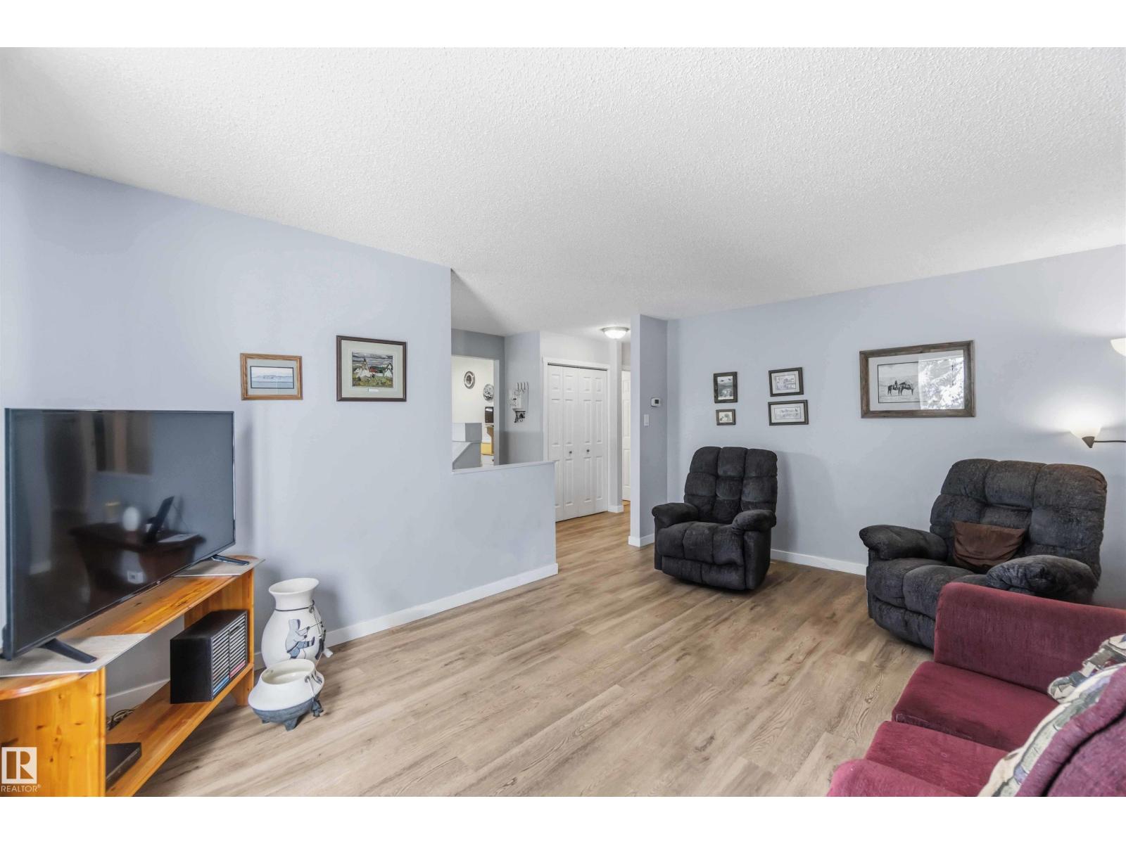 3528 49A ST NW, Edmonton
