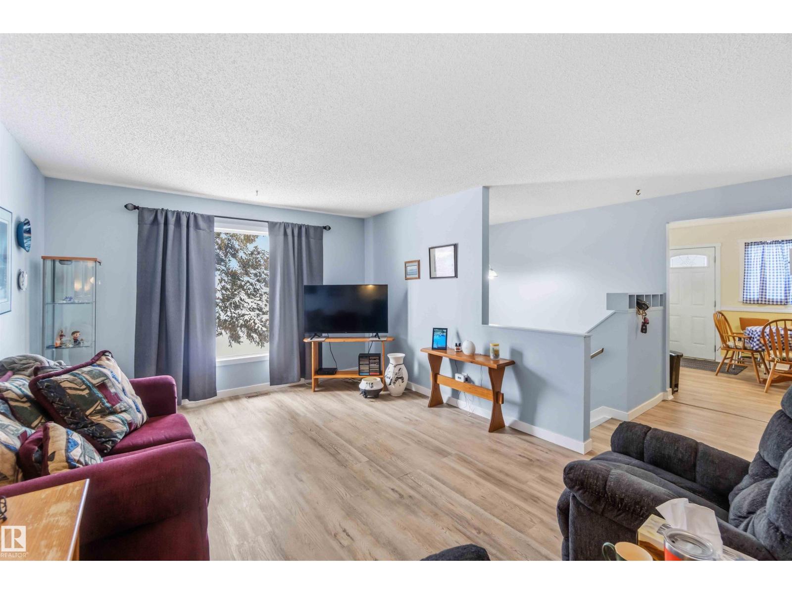 3528 49A ST NW, Edmonton