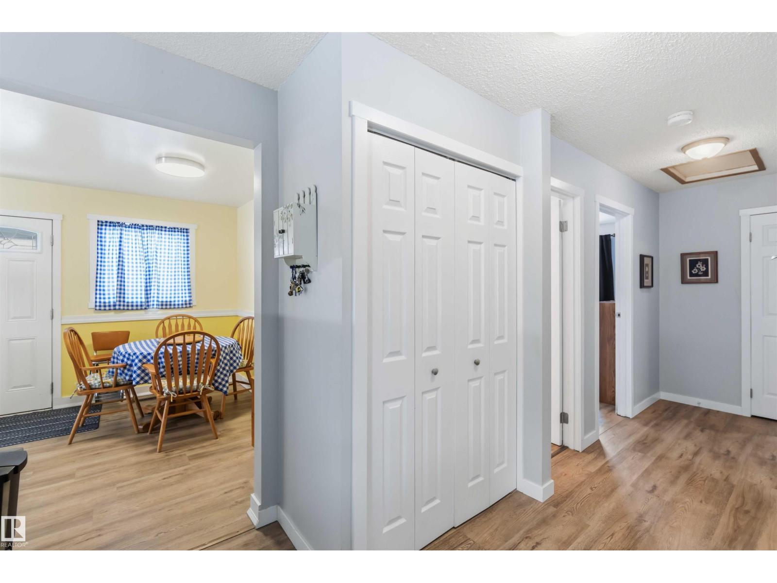 3528 49A ST NW, Edmonton