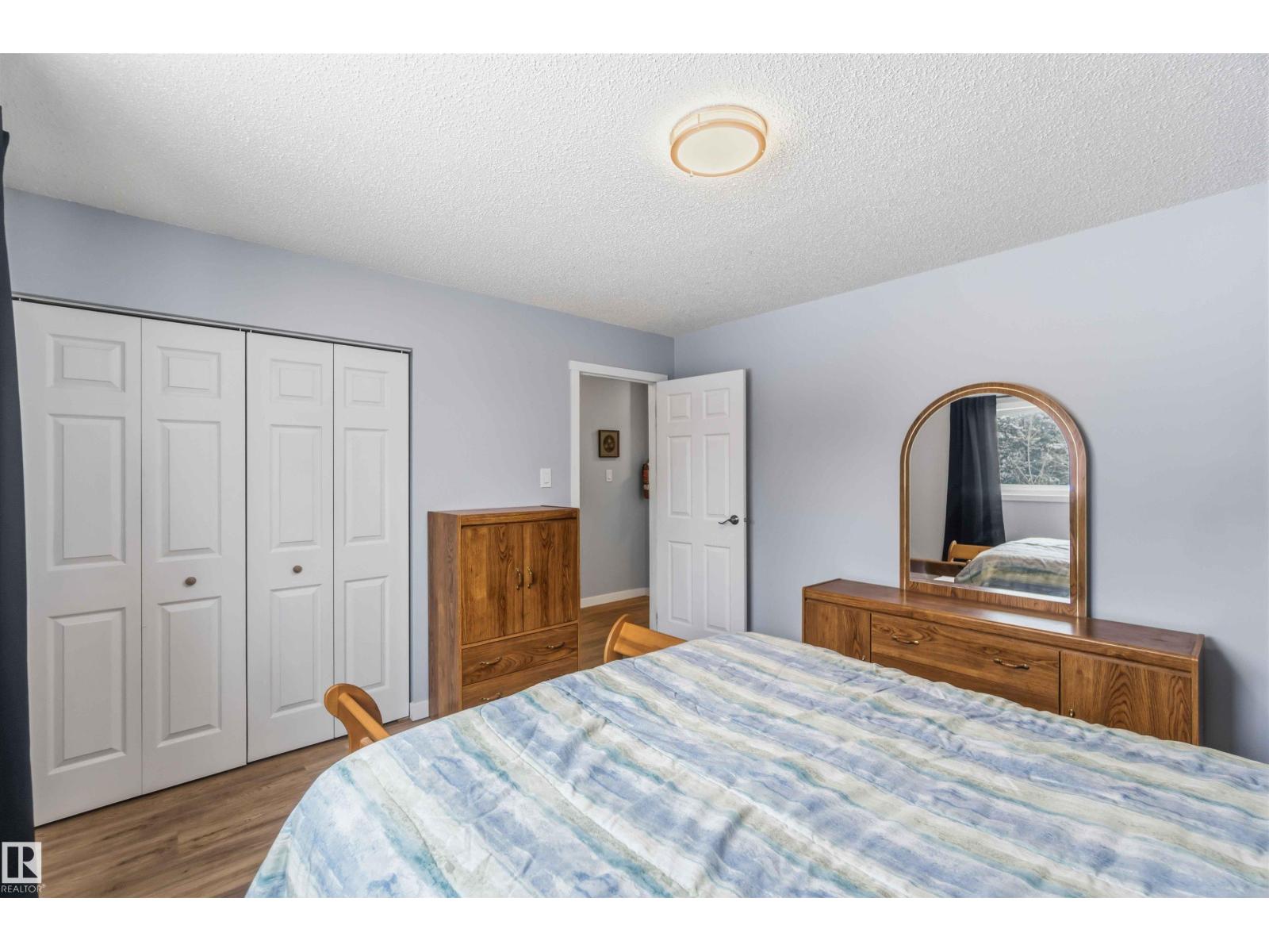 3528 49A ST NW, Edmonton