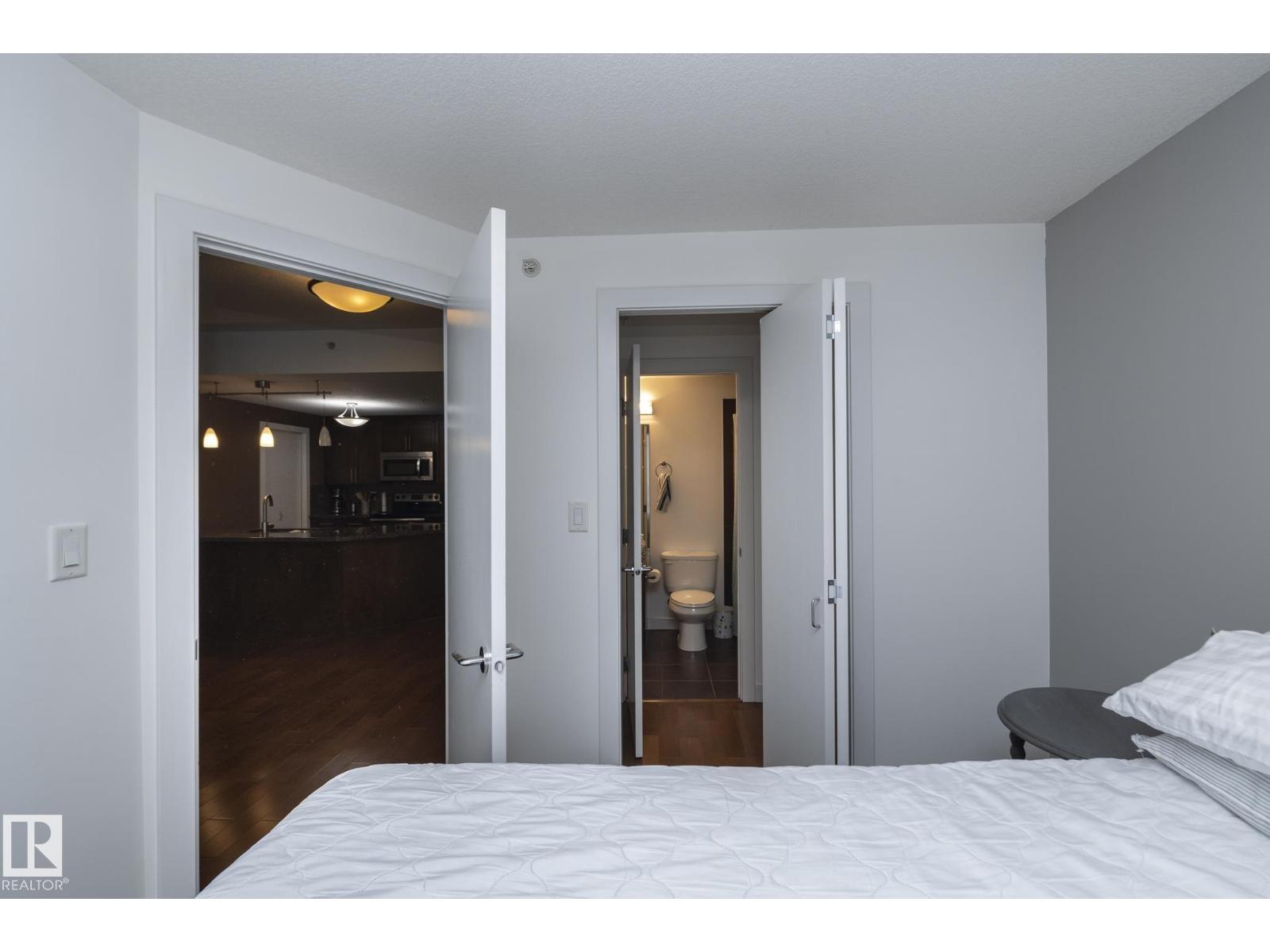 #707 10055 118 ST NW, Edmonton