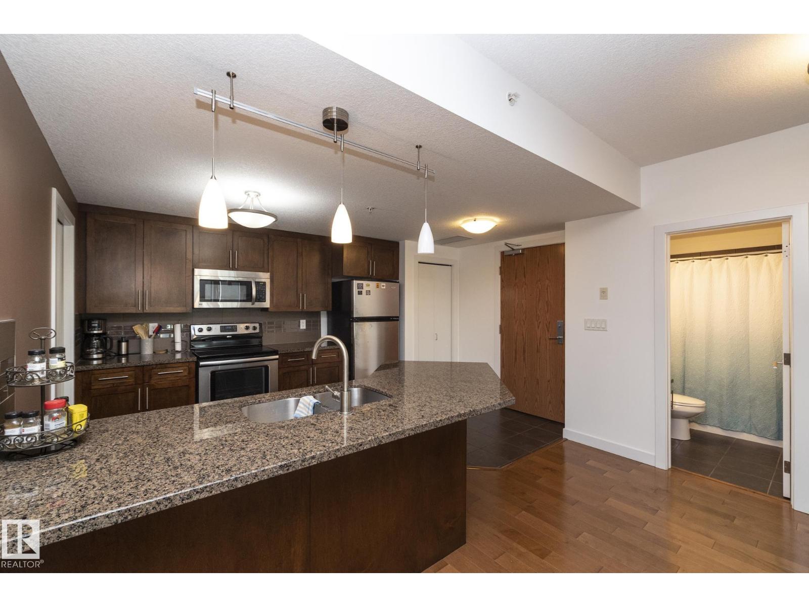 #707 10055 118 ST NW, Edmonton