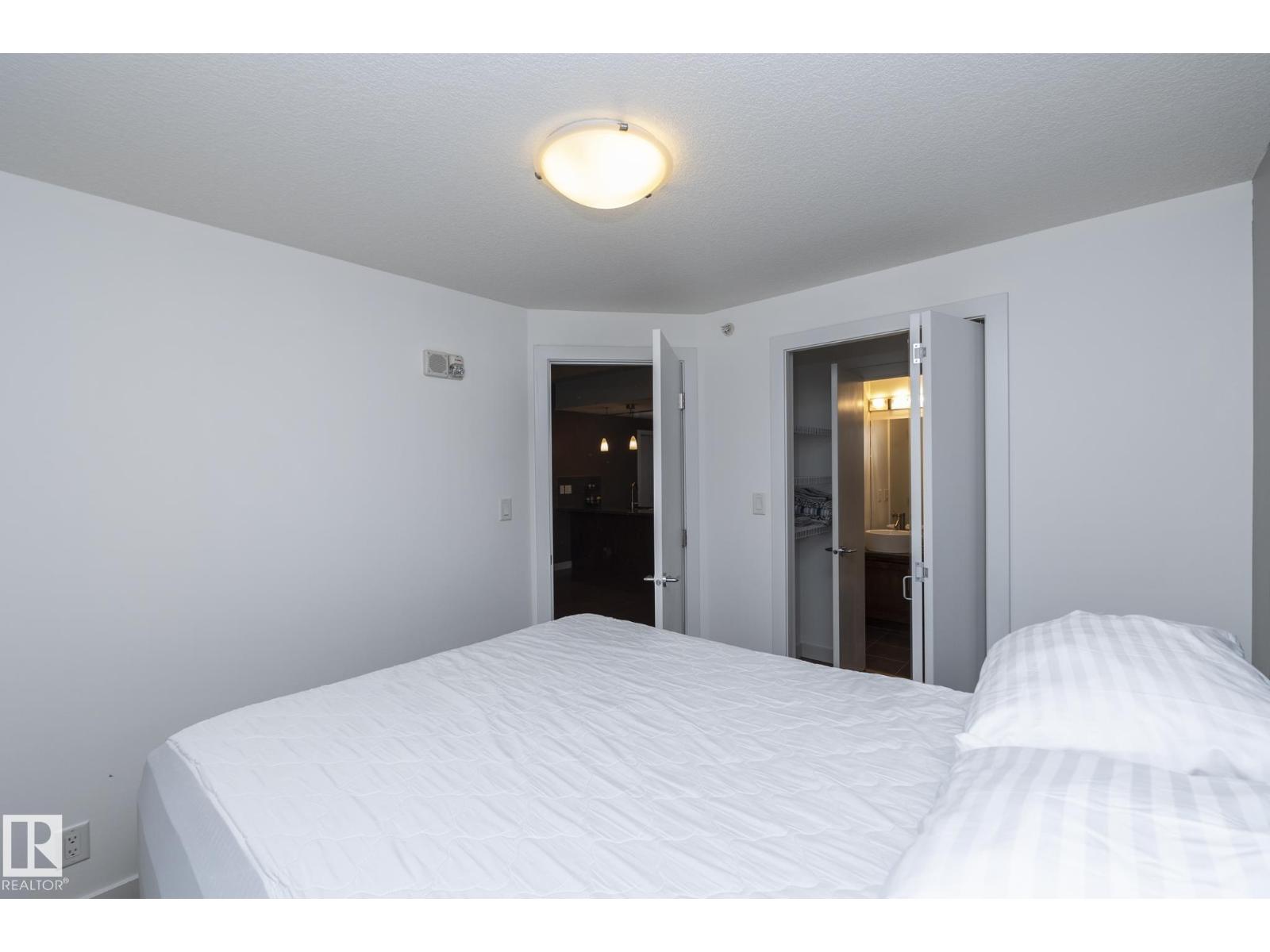 #707 10055 118 ST NW, Edmonton