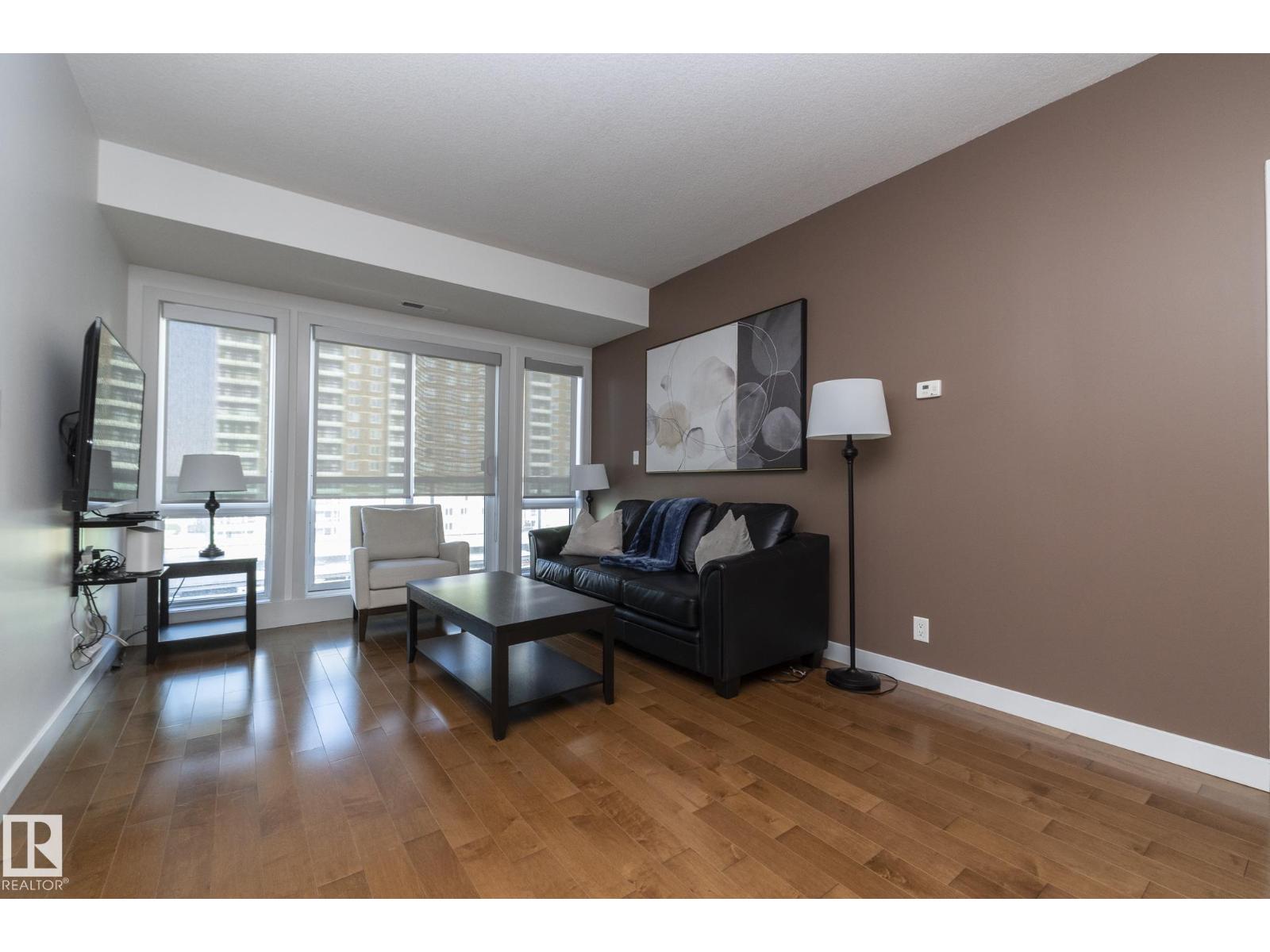 #707 10055 118 ST NW, Edmonton