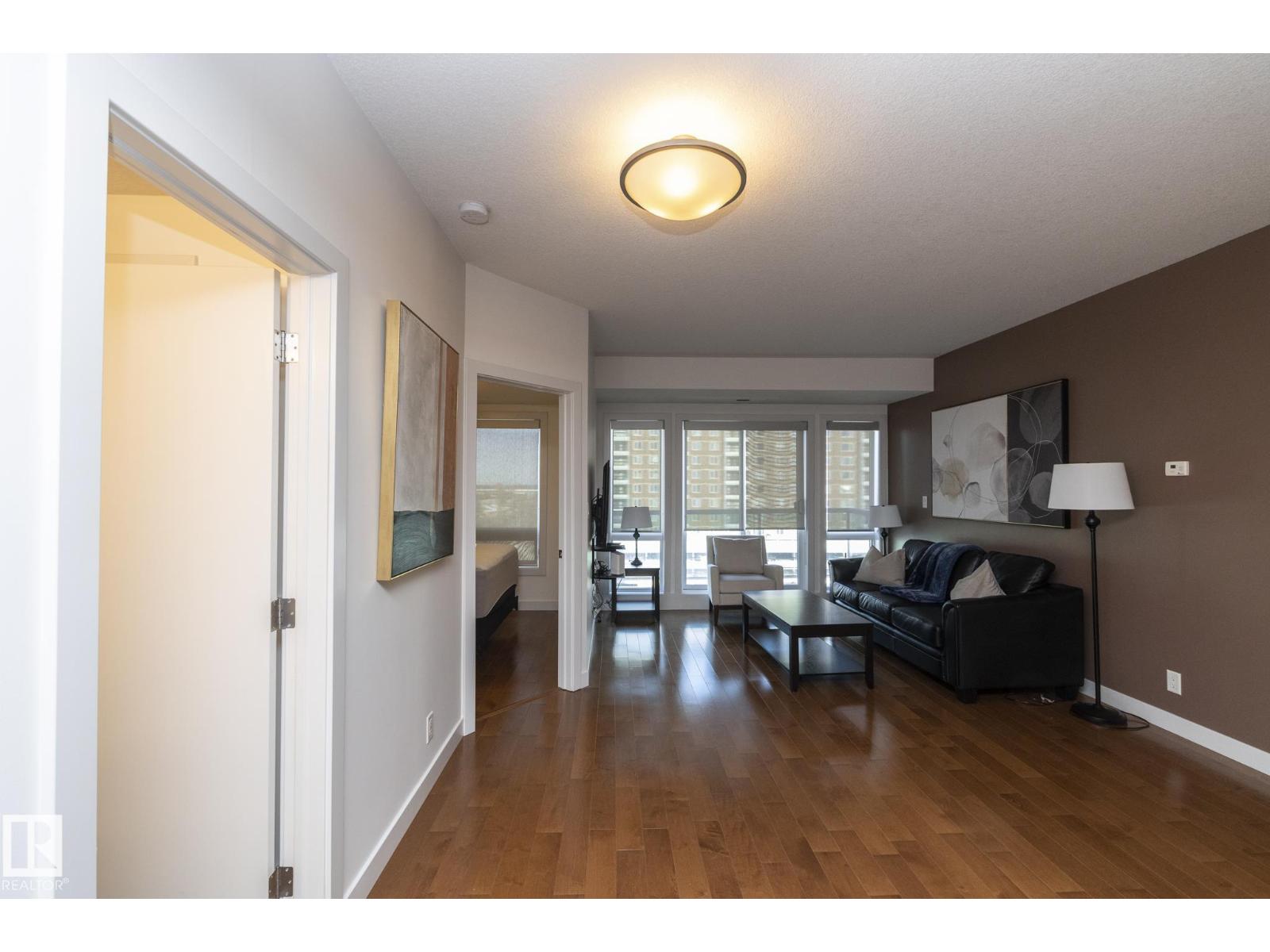 #707 10055 118 ST NW, Edmonton