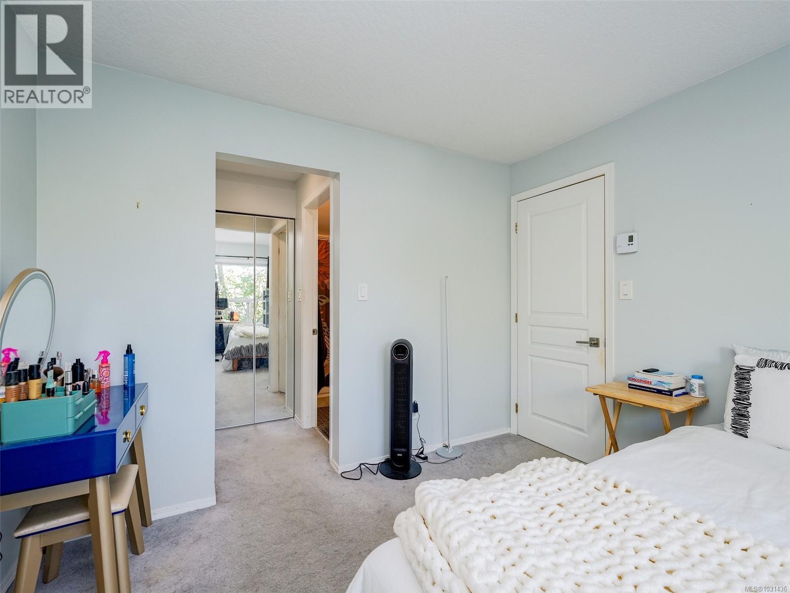 #308 899 DARWIN AVE - 12