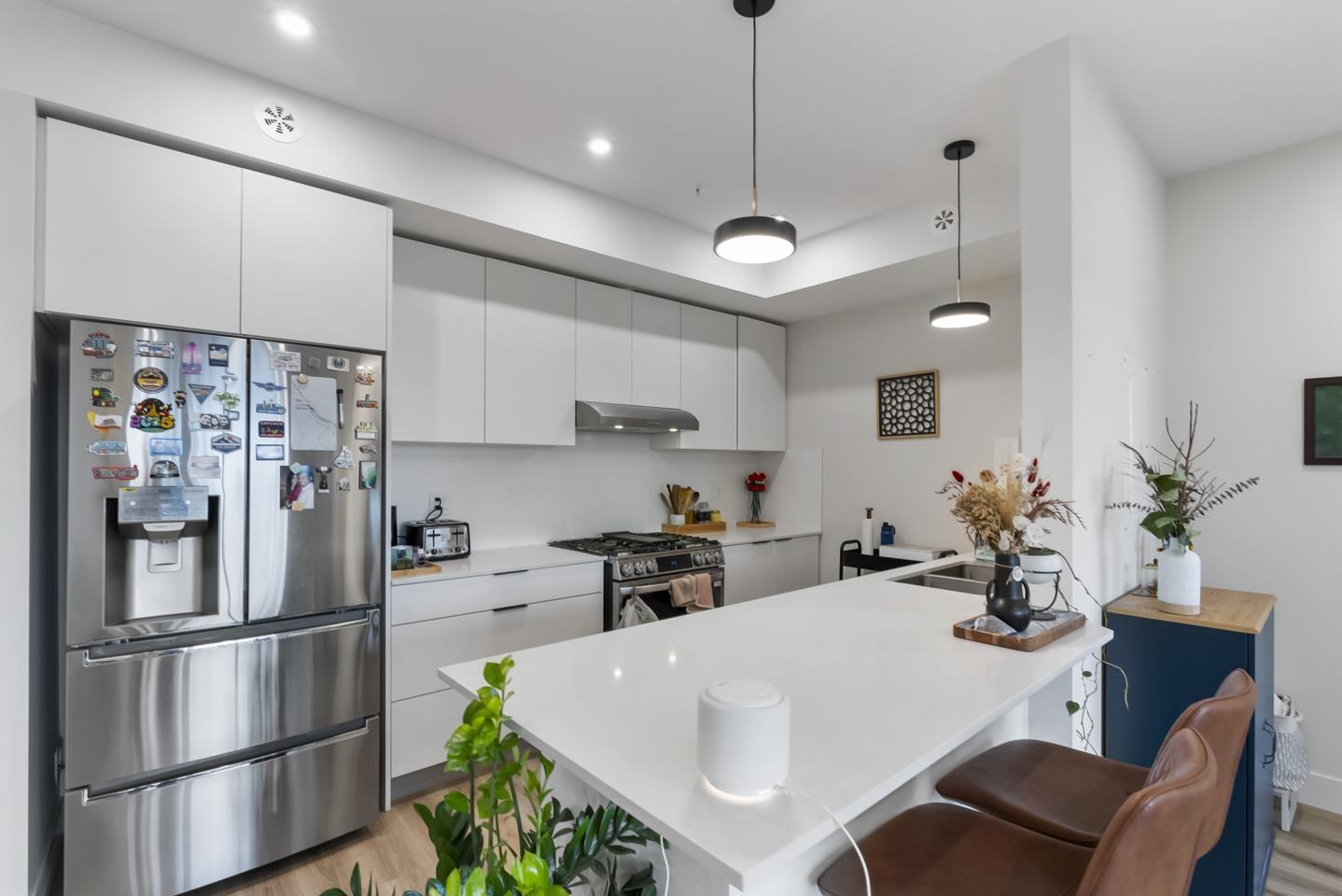 506 6285 KING GEORGE BOULEVARD, Surrey