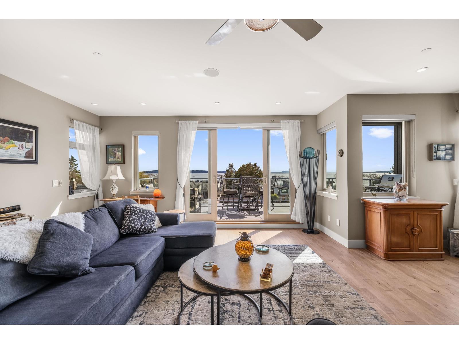 14738 MCDONALD AVENUE, White Rock