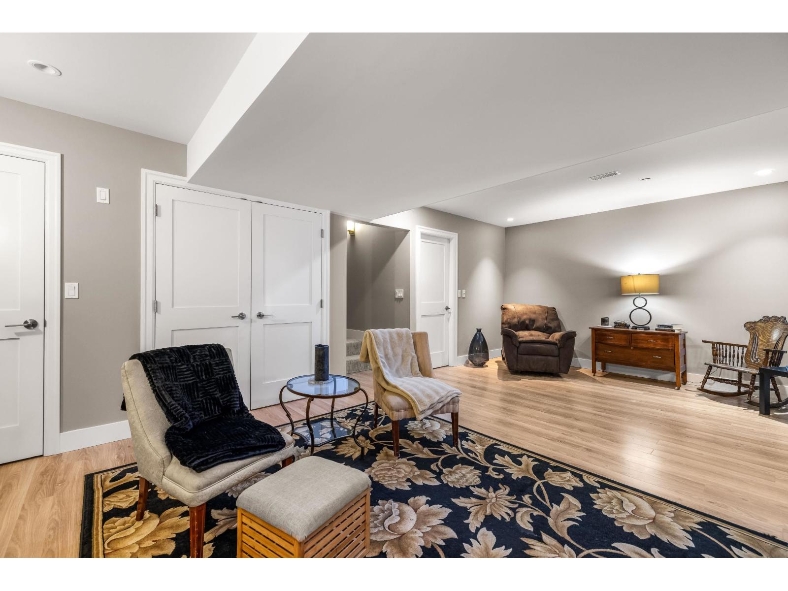 14738 MCDONALD AVENUE, White Rock