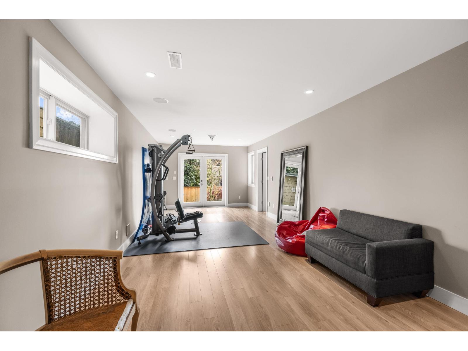 14738 MCDONALD AVENUE, White Rock