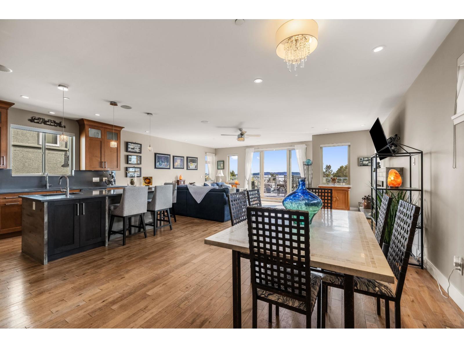 14738 MCDONALD AVENUE, White Rock