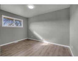 2319 Hemlock Street, Abbotsford, BC V2T3A1 Photo 9