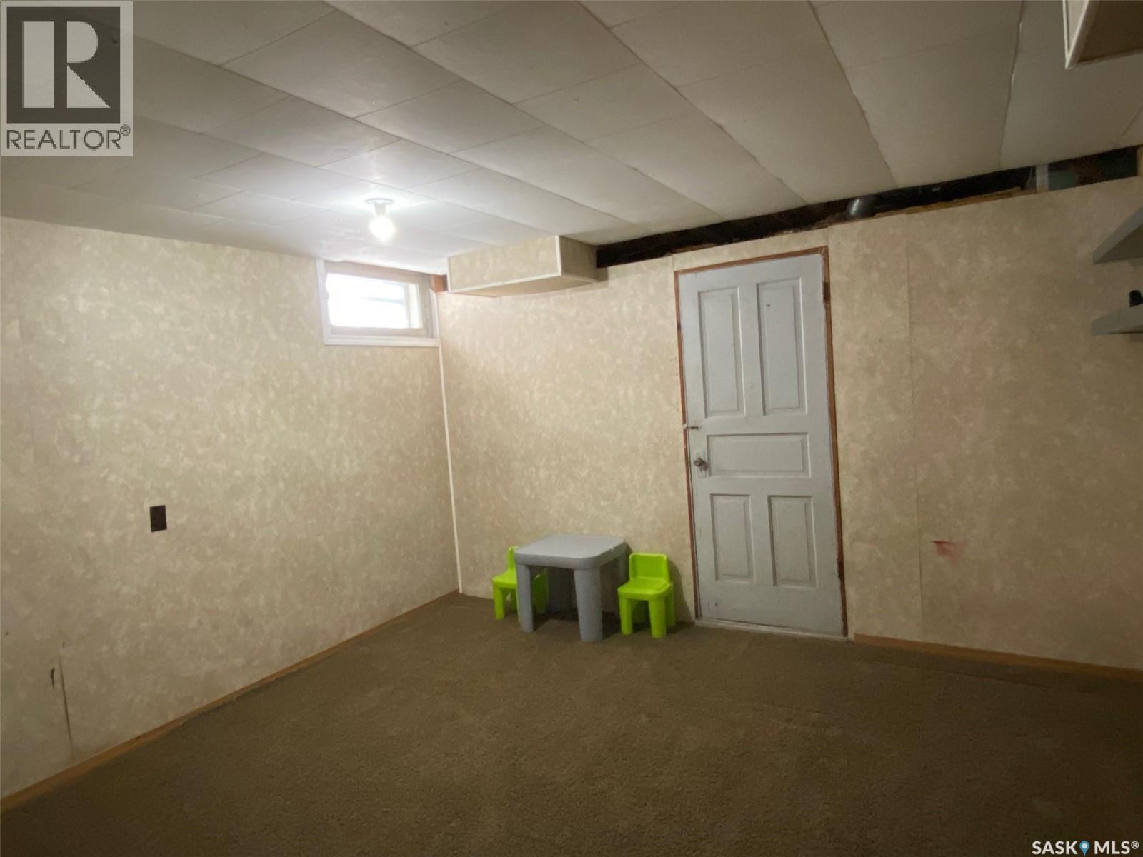 150 Gladstone AVENUE S - 23