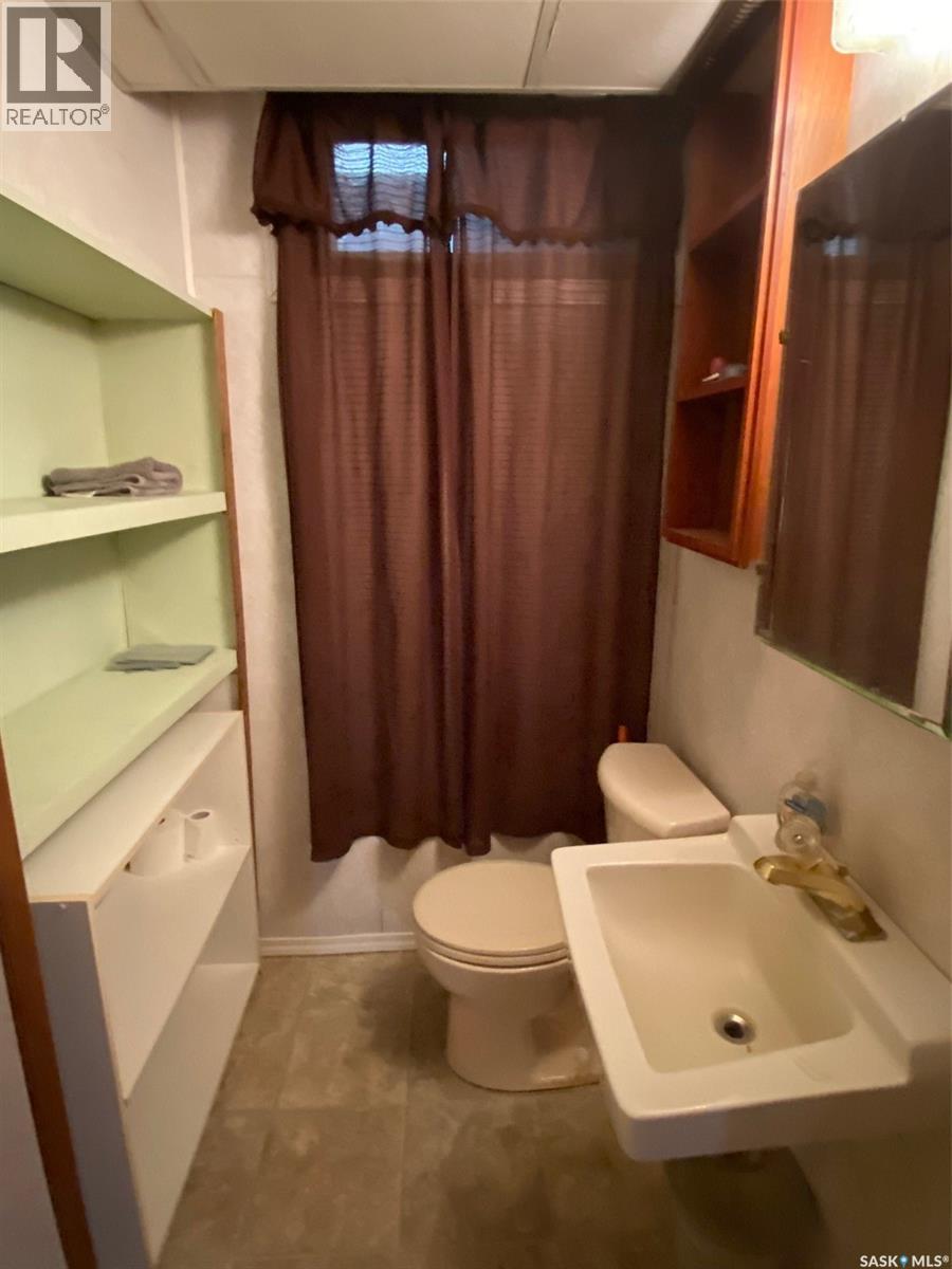 150 Gladstone AVENUE S - 25