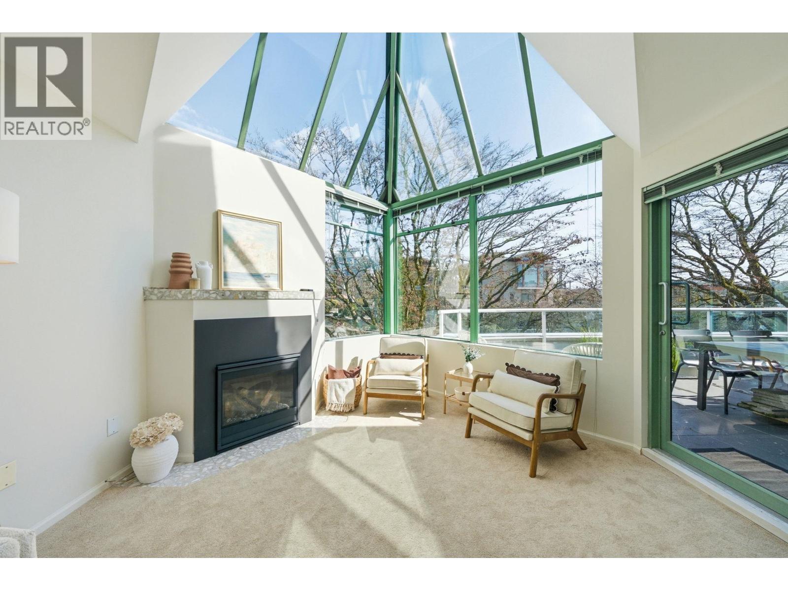 565 17TH STREET, West Vancouver