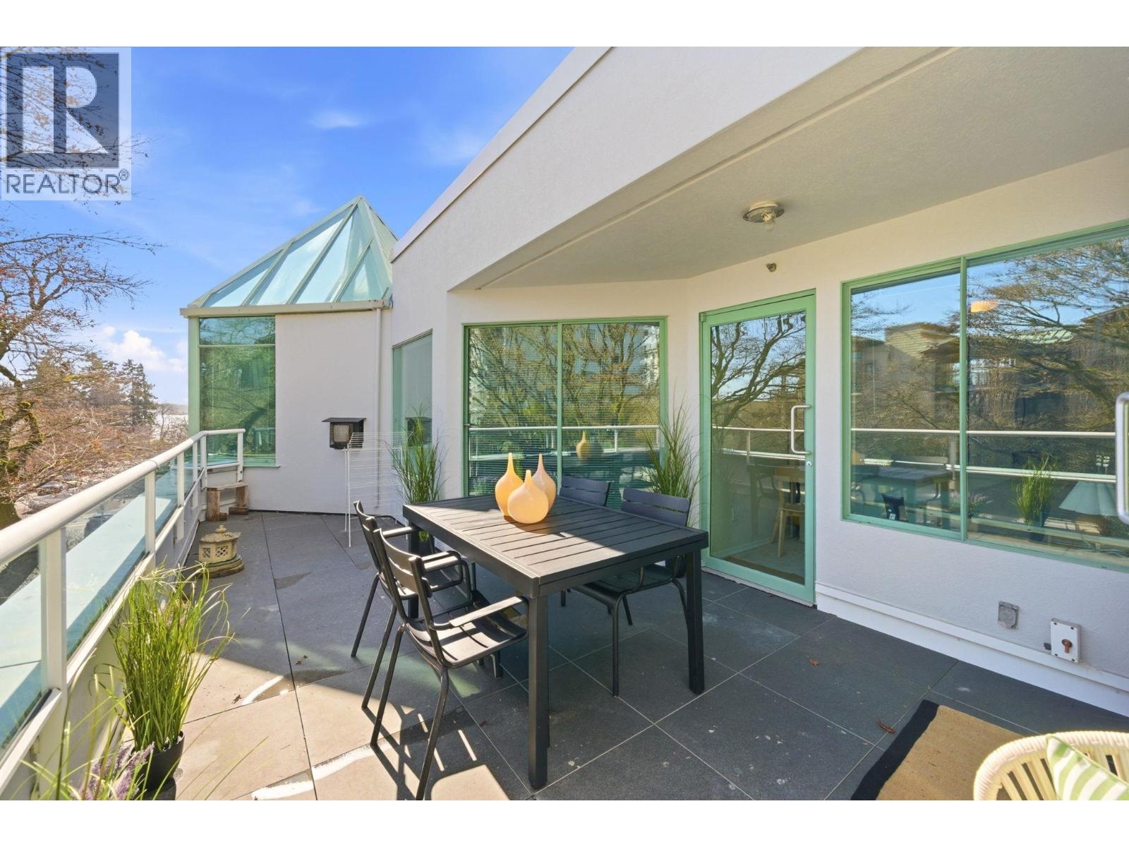 565 17TH STREET, West Vancouver