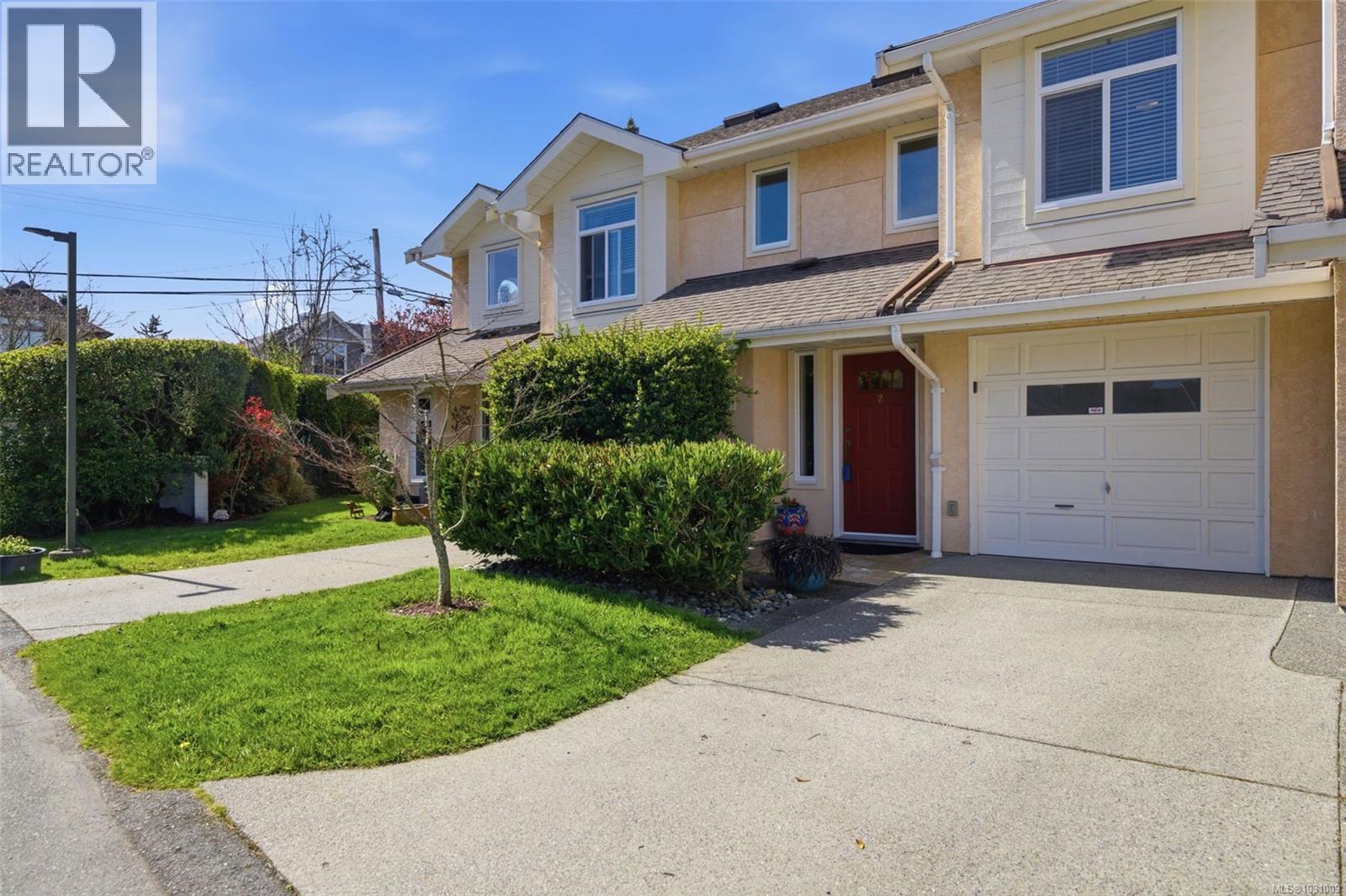 2 10471 Resthaven Drive, Sidney