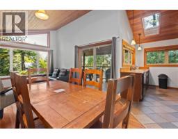330 Reef Point Rd, Ucluelet, BC V0R3A0 Photo 67