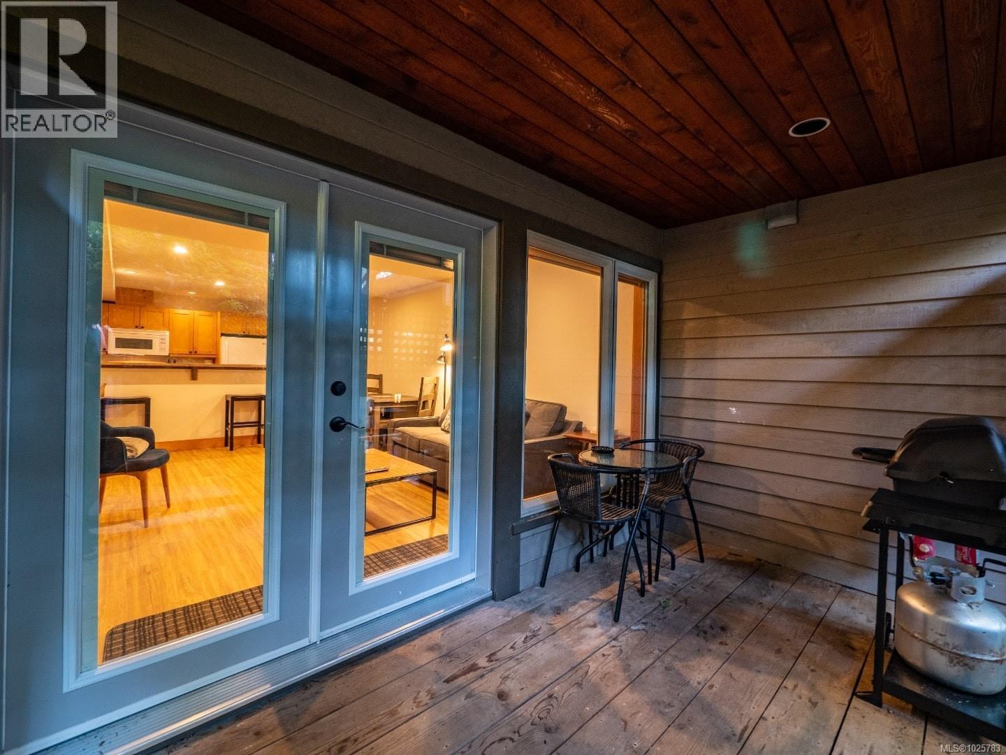 330 REEF POINT RD - 89