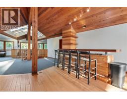 Primary Bedroom - 330 Reef Point Rd, Ucluelet, BC V0R3A0 Photo 13