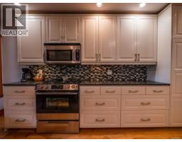 330 Reef Point Rd, Ucluelet, BC V0R3A0 Photo 93